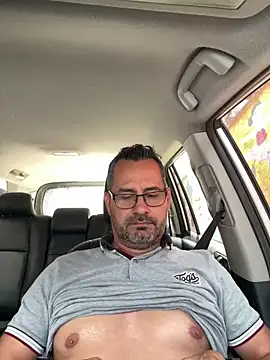 Snapshot of party2025 chatting on 12-04-24, 05:11 party2025 online show from 12-04-24, 05:11