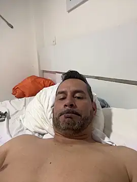 Snapshot of party2025 chatting on 01-07-25, 01:35 party2025 online show from 01-07-25, 01:35