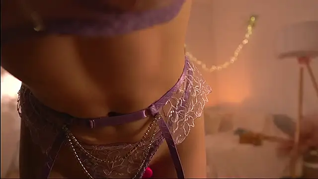 lorrie love story online show from 02-13-26, 10:00