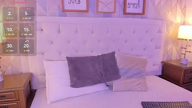 Snapshot of martina_rivera_ chatting on 06-04-26, 12:00 martina rivera online show from 06-04-26, 12:00