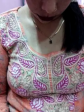 Urmila bhabhii online show from 03-17-25, 05:05