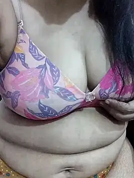 Urmila bhabhii online show from 04-13-26, 05:35