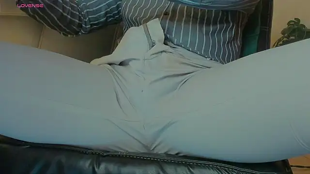 MrLonely02 online show from 01-03-25, 04:22