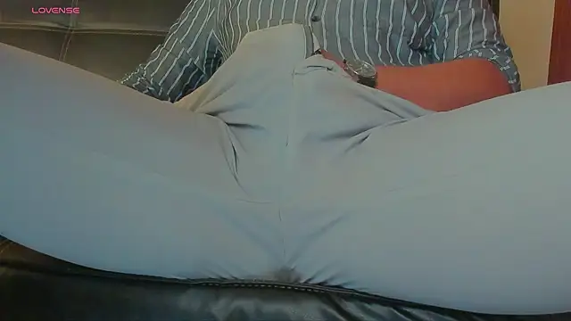 MrLonely02 online show from 01-11-25, 03:13