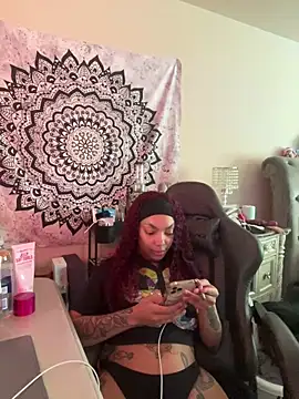 butterflybootyy online show from 12-16-24, 06:49