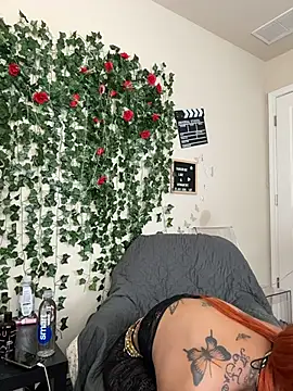 butterflybootyy online show from 11-24-25, 01:33