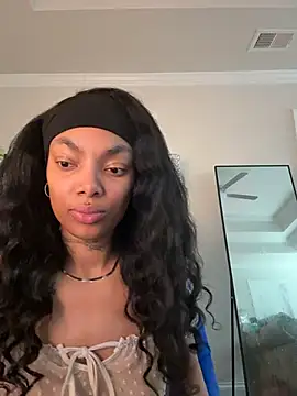 butterflybootyy online show from 04-06-26, 09:16