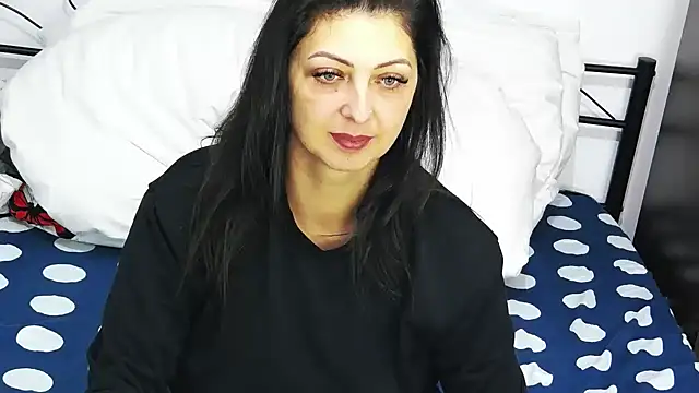 DivinSandra online show from 03-07-25, 09:40