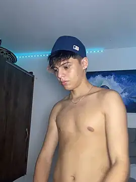 Snapshot of _walker007 chatting on 03-19-25, 08:23 walker007 online show from 03-19-25, 08:23