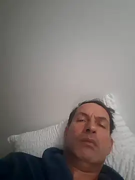 Snapshot of bagoulo chatting on 11-19-25, 12:16 bagoulo online show from 11-19-25, 12:16