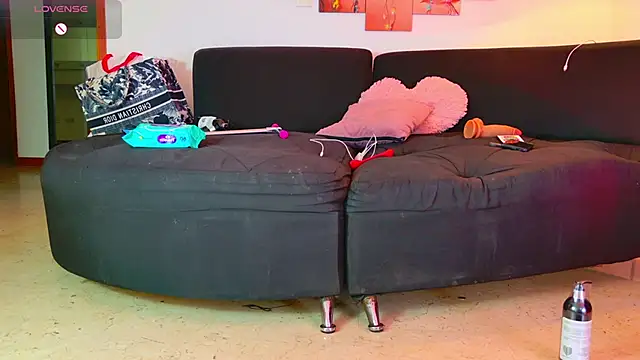 Snapshot of Lizzymontanaa chatting on 12-11-24, 02:30 Lizzymontanaa online show from 12-11-24, 02:30