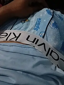 HotPrism439 online show from 11-02-25, 08:33