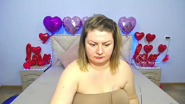 ZannaDreil online show from 02-26-25, 07:20