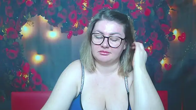 ZannaDreil online show from 03-09-25, 02:29