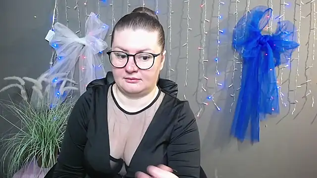 ZannaDreil online show from 11-08-25, 07:12