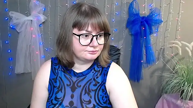 ZannaDreil online show from 11-22-25, 07:02