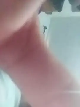 SINUECASTILLO online show from 12-23-24, 05:17