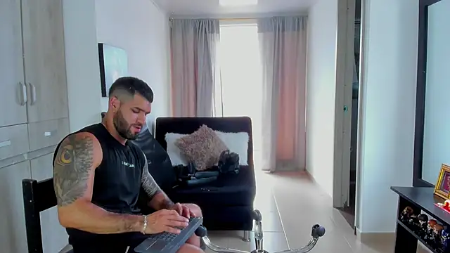 SamirHazard97 online show from 12-18-25, 09:21