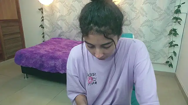 Mya paris online show from 02-10-25, 06:20