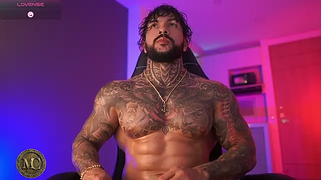 Snapshot of mariano_costa chatting on 11-25-25, 03:06 mariano costa online show from 11-25-25, 03:06