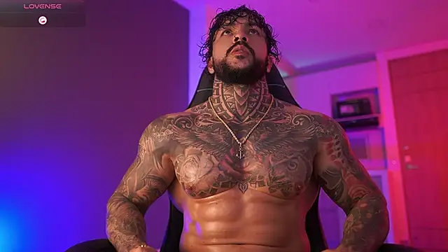 Snapshot of mariano_costa chatting on 12-16-25, 02:49 mariano costa online show from 12-16-25, 02:49