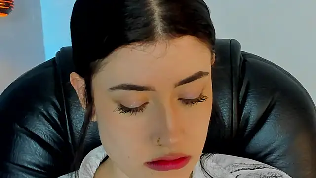 melody suarez online show from 01-17-25, 07:38