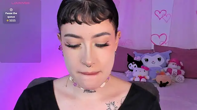 melody suarez online show from 09-12-25, 11:04