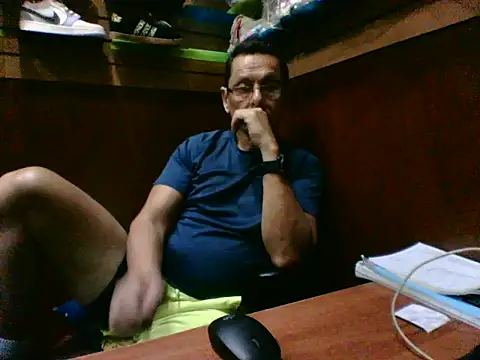 MarcusKelvin online show from 11-02-25, 01:57