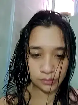 Snapshot of Cristal_moon1 chatting on 10-21-25, 05:46 Cristal moon1 online show from 10-21-25, 05:46