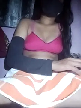 Snapshot of HornyWestern chatting on 11-28-25, 07:05 HornyWestern online show from 11-28-25, 07:05