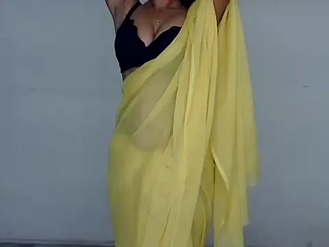 Snapshot of cute_sweeetu chatting on 03-18-25, 12:03 cute sweeetu online show from 03-18-25, 12:03