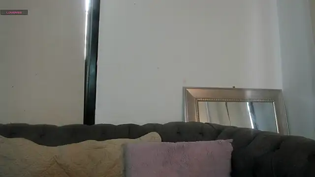 miranda villa online show from 04-15-26, 12:23