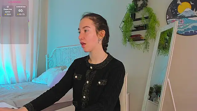 Belle Via online show from 03-15-26, 09:37