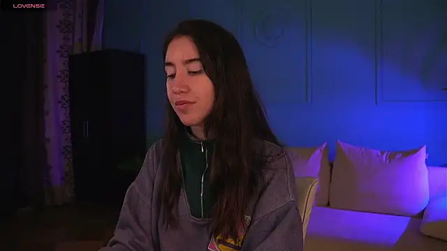 Belle Via online show from 04-15-26, 07:21