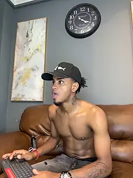 Snapshot of AaronCruz_ chatting on 01-20-25, 07:46 AaronCruz online show from 01-20-25, 07:46