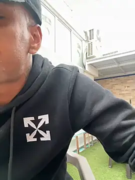 Snapshot of AaronCruz_ chatting on 02-27-25, 06:53 AaronCruz online show from 02-27-25, 06:53