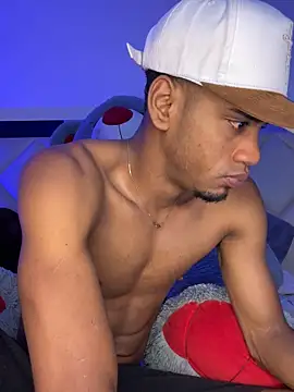 Snapshot of AaronCruz_ chatting on 10-15-25, 04:34 AaronCruz online show from 10-15-25, 04:34