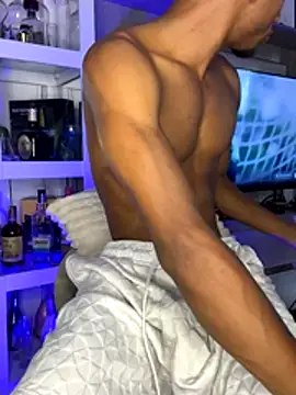 Snapshot of AaronCruz_ chatting on 10-23-25, 02:27 AaronCruz online show from 10-23-25, 02:27