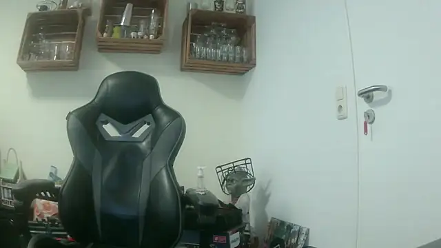 Snapshot of Malekith_79 chatting on 11-24-25, 08:25 Malekith 79 online show from 11-24-25, 08:25