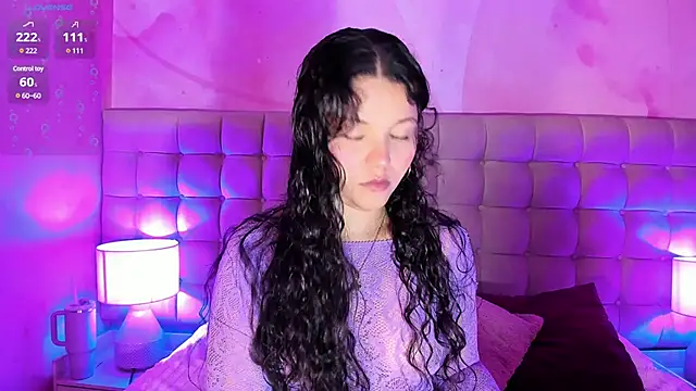 Snapshot of LottiCarter chatting on 03-23-25, 03:21 LottiCarter online show from 03-23-25, 03:21