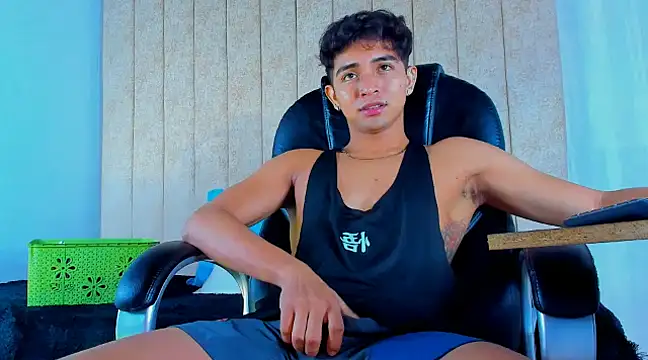 Snapshot of Muichiro_tokito1 chatting on 03-12-25, 03:35 Muichiro tokito1 online show from 03-12-25, 03:35