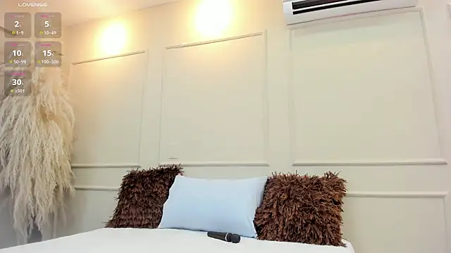 nahomygrey  online show from 02-06-25, 07:40