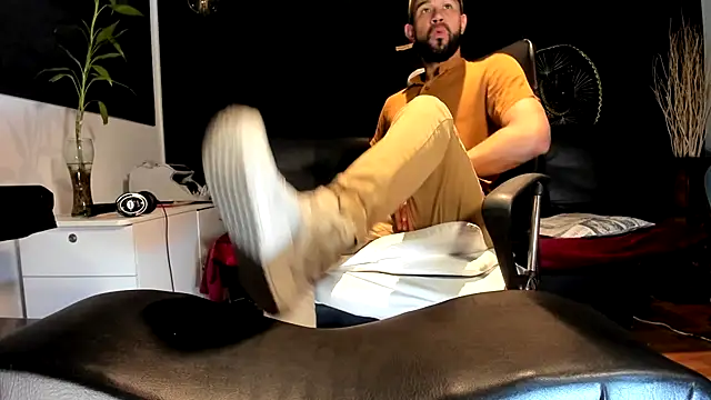 alessandro wye online show from 11-02-25, 03:09