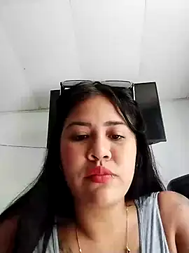 Snapshot of Miia_grand chatting on 12-23-24, 03:12 Miia grand online show from 12-23-24, 03:12