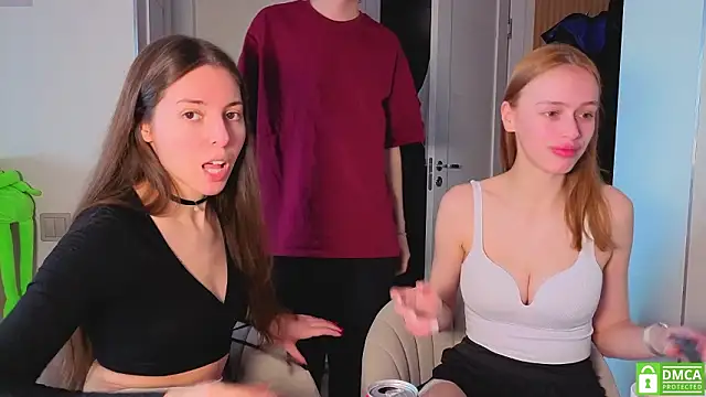 Snapshot of fcjuicy_pussy chatting on 02-12-26, 11:27 fcjuicy pussy online show from 02-12-26, 11:27