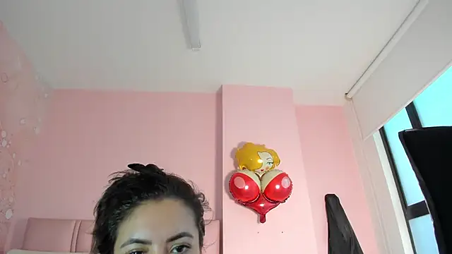 soyzarahtorres online show from 11-25-25, 10:21