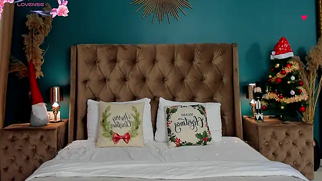 Snapshot of CalyMoon chatting on 01-05-26, 08:23 CalyMoon online show from 01-05-26, 08:23