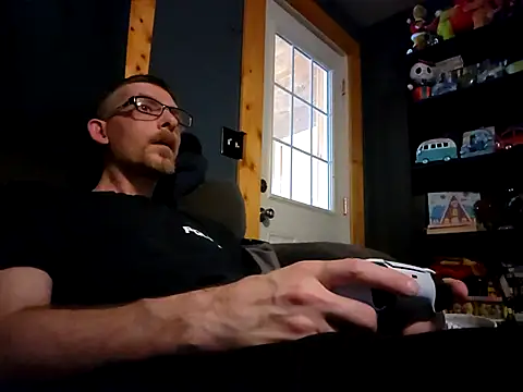 Snapshot of MysteriousFire23 chatting on 02-15-25, 10:21 MysteriousFire23 online show from 02-15-25, 10:21