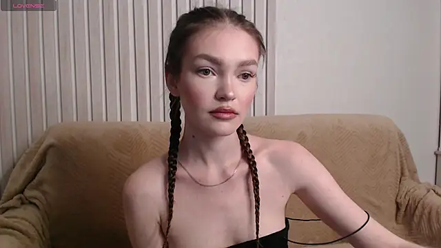 stellapayne1 online show from 09-12-25, 11:37