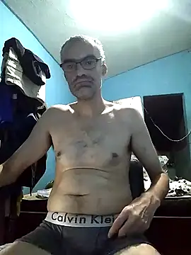 Snapshot of hugosafado333 chatting on 01-08-25, 02:25 hugosafado333 online show from 01-08-25, 02:25